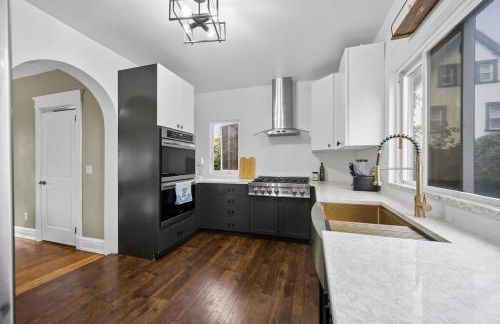 14 Guest, 9 Bed, Family Getaway- 30 min from NYC - Foto 25