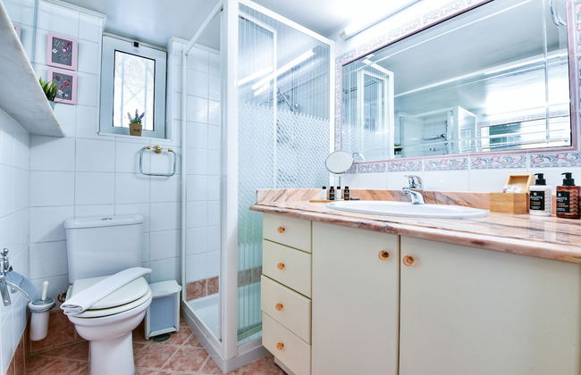 Groovy Apartment by the Sea with Garden - Foto 16