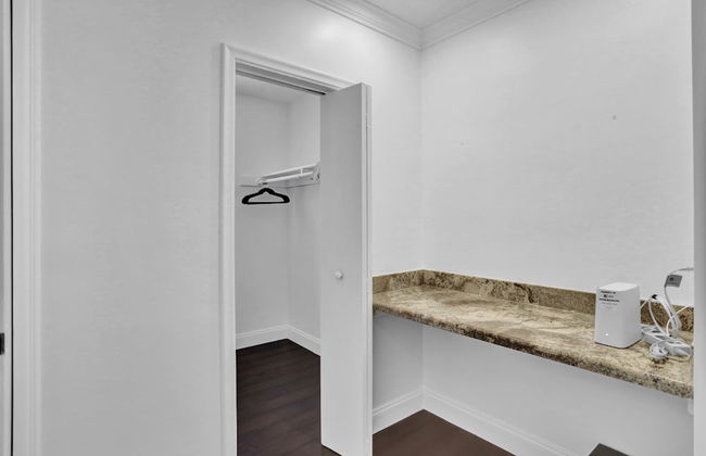 Cleveland Tropical Oasis & Private Pool - Foto 28