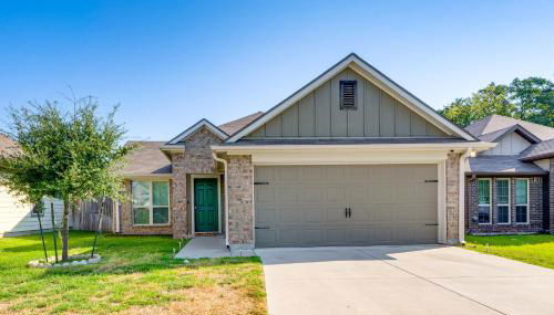 9 Mi to College Station Dog-Friendly Home with Yard - Foto 3