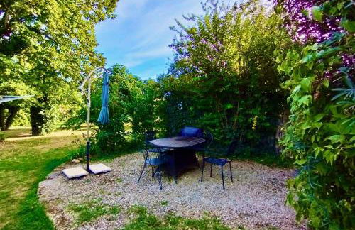 La Vieille Ferme: superbe complexe de 3 gîtes en pierre avec Piscine au coeur du Périgord Noir - Foto 47