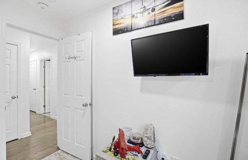 Stylish Hot Tub Retreat with Ping Pong home - Foto 56