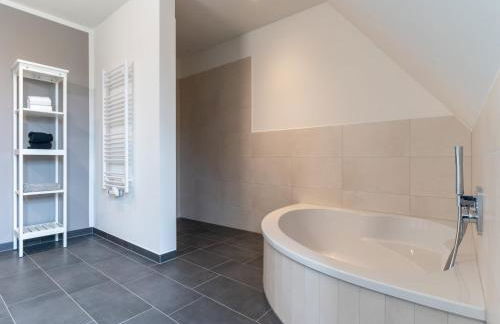 Doppelhaushalfte in Karolinenkoog - Foto 40