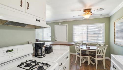 1 Bed Beach Condo #131 - Photo 4