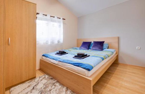 Cozy Home In Milekovo Selo With Wifi - Photo 22