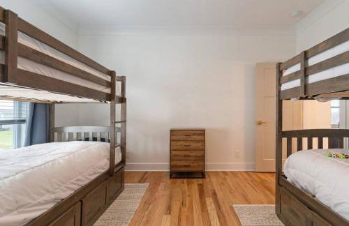 Lakeside Retreat Marina/Pool, Golf Cart, Game Room - Foto 31