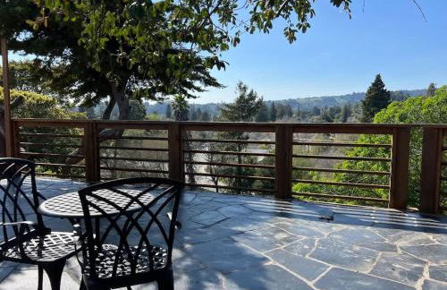 The Midtown Cottage- w/ Private Entrance and Views - Foto 3