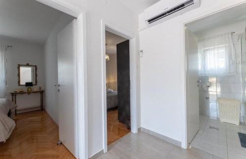 Treno, Luxurious Apartment with Jacuzzi and Sea-View - Foto 25