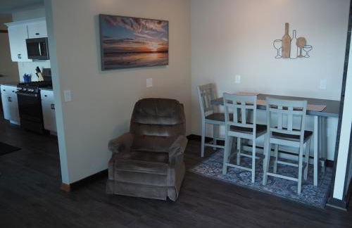 A Short's Walk - Lakefront w Spa & Kayaks! - Foto 26