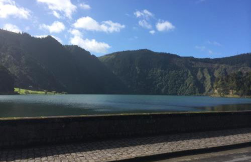 Casa dos Platanos-Family Home - Photo 34