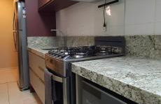 NOVO e DECORADO no Centro de Canela! - Foto 10