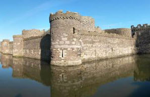 Castle Square Apartments Beaumaris - Photo 11