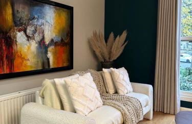 W9 Gem Stylish 2 Bed Flat - Photo 2