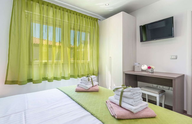 Villa in Novigrad With Private Pool - Foto 8