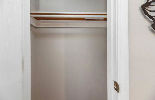 Peaceful Kannapolis Lodge - Photo 36