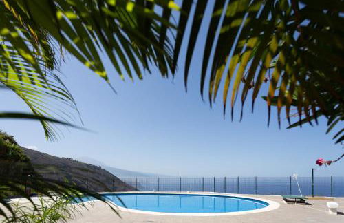 Blue Dream: Panoramic view on heights over the sea - Foto 13