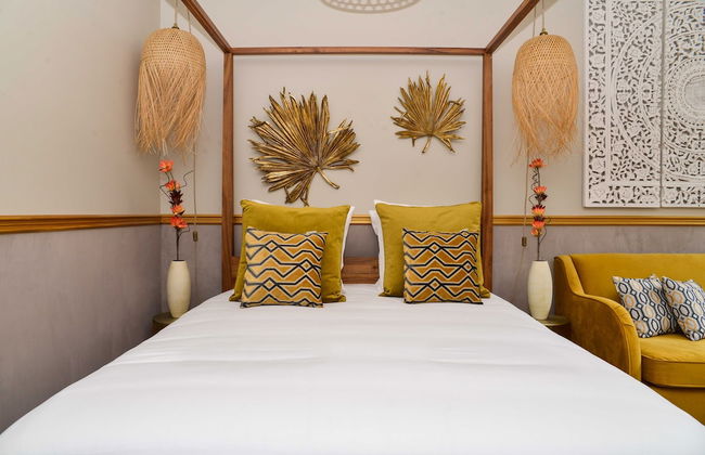 The Majestic Garden Suite - Photo 15