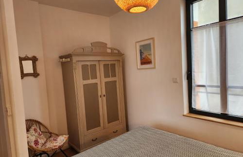 La Baigneuse maison avec jardinet et parking privé, à 200 m plage - Foto 18