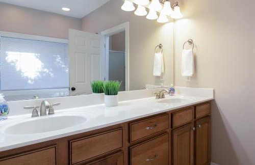 Luxurious House with Pool Near Asheville by Mighty Tree Properties - Foto 10