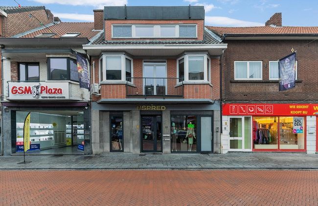 Duplex Apartment in the Shopping Street of Maasmechelen - Photo 68