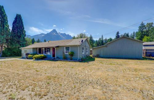 Darrington Rental with Private Yard and Mountain Views - Foto 25