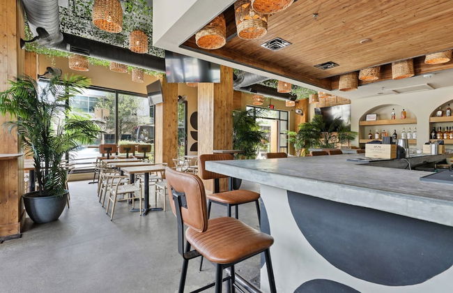 Sentral East Austin at 1630 E. Sixth - Photo 26