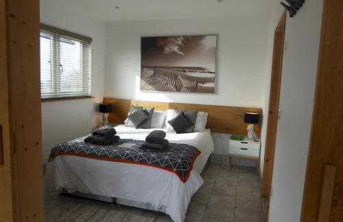 Pass the Keys Mistral Coastal Cabin - Dungeness sleeps 23 - Photo 2