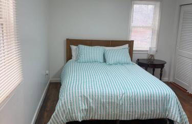 Hyannis Hideaway in Cape Cod - Photo 36