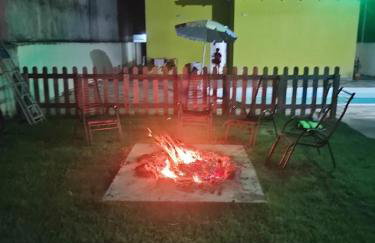 casa 700m da praia, ideal para família, 3 quartos , piscina, ar condicionado, churrasqueira, wi fi, estacionamento, até 10 pessoas, - Foto 22