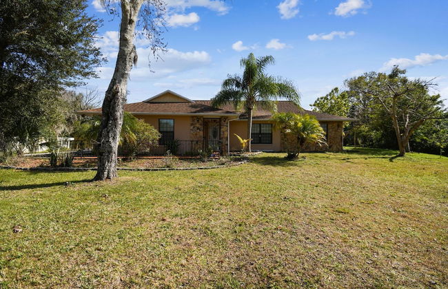 TRANQUILITY. Gated Estate Home. Privacy. - Foto 16