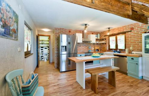 5 Bedroom Awesome Home In Novi Marof - Foto 6