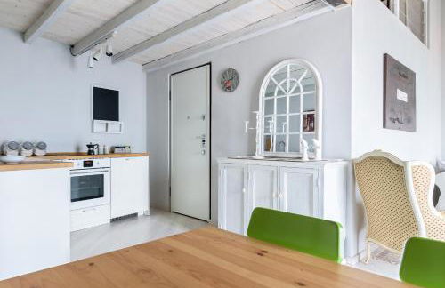 Charme and Lake View - byMyHomeinComo - Foto 5