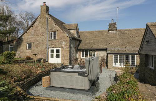 White Haywood Farmhouse - Photo 30