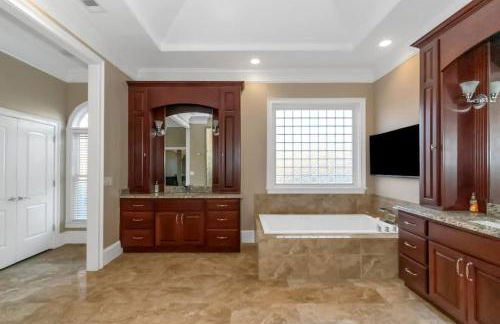 The Panola Mansion - Indoor Pool & Pavilion - Foto 37