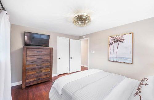 The Sleepy Tiki - game room, tiki lounge, firepit - Foto 59