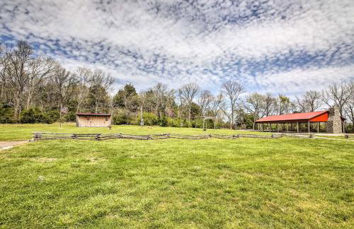 Country Home with Fire Pit 40 Mi to Nashville! - Foto 21