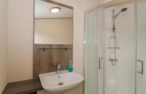 Gwydn Lodge - Photo 16