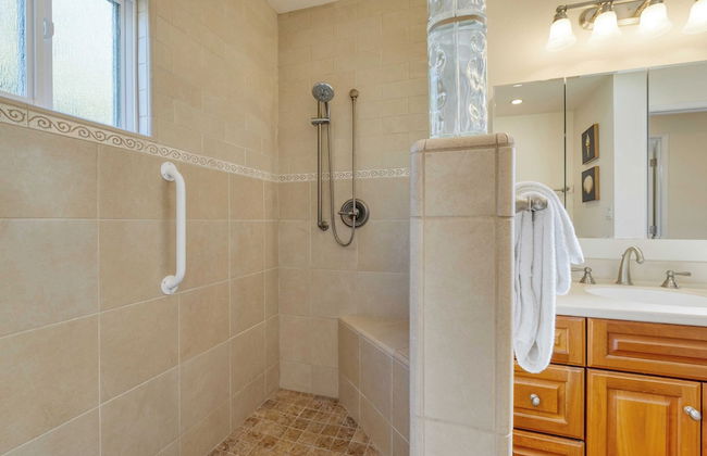 Goleta Getaway by Avantstay Private Backyard, 1.5mi to the Beach! - Foto 20