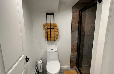 Basement Bliss: Cozy Getaway - Foto 9