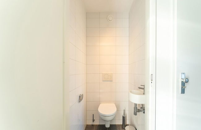 Nice Holiday Home Close to Nature Reserve - Photo 18