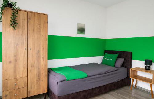 Livemore24 - Apartment 1 in Duisburg WLAN - Smart-TV - 24-7 Check-in und Küche - Photo 5