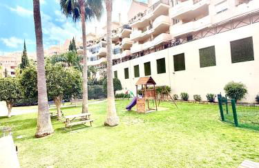 Gorgeous 2 bed Duquesa apartment, 2 pools, easy parking and 2 large balconies, 1 with stunning views - Foto 41