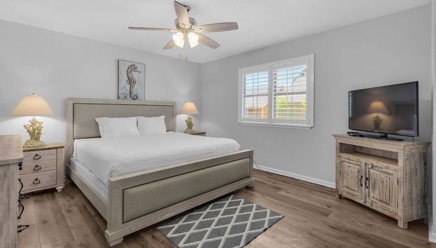 2br/2ba ~ Sleeps 6 ~ Public Beach Access! - Foto 4, Habitación