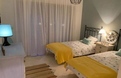 Beachside Apartment in Marbella - Photo 40