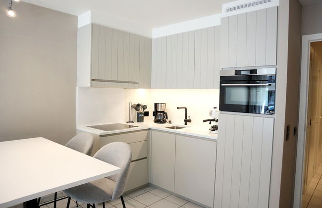 Apartment in Nieuwpoort Near the Beach - Photo 5