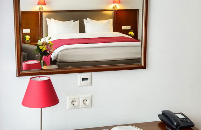 Greguar Hotel & Apartments - Photo 39