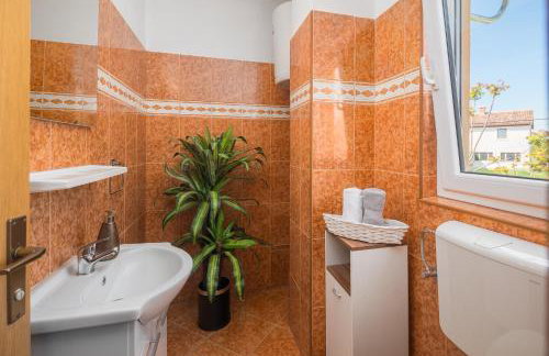 Casa Viktoria with private garden and BBQ - Foto 21