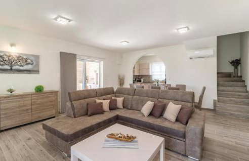 Awesome Home In Radeki Polje With Sauna - Foto 24