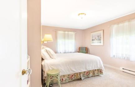 Comfy Coastal Cottage by Avantstay Mountain View - Photo 36