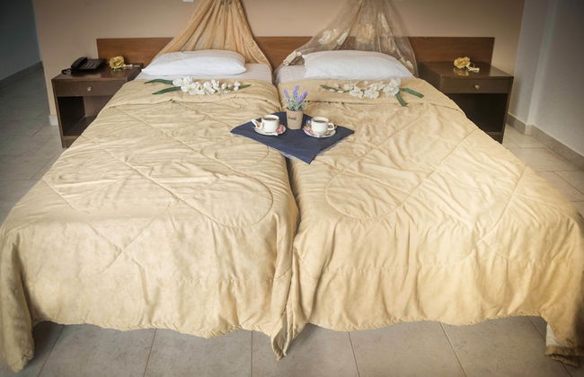 Antonios Hotel - Photo 9